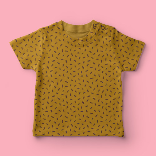 Fruits seeds pattern on kids t-shirt